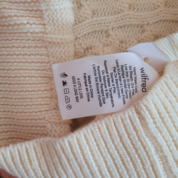 Aritzia Wilfred Devry Chinky Knit Sweater PRICE DROP! - Picture 9 of 12